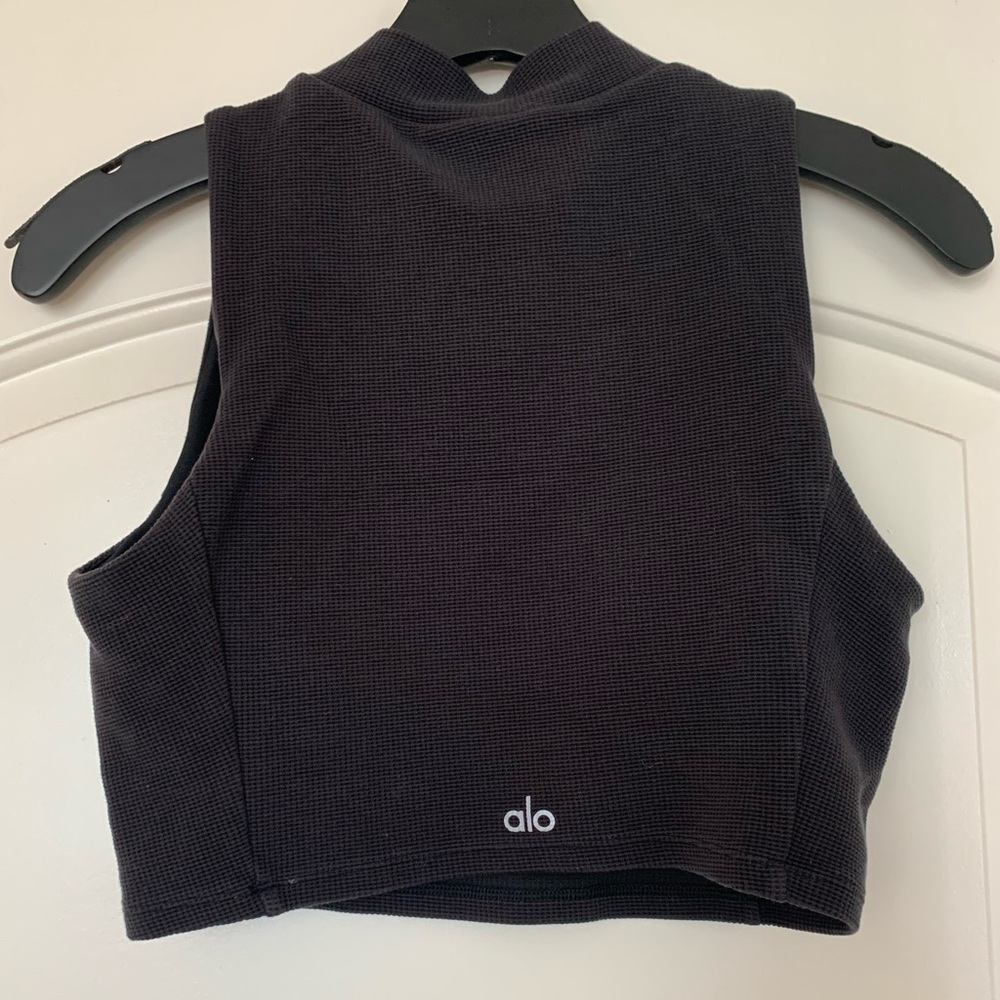 Alo crop top - Picture 3 of 3